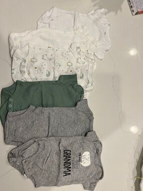 Six Newborn One-Piece Bodysuit Bundle Set – White, Printed White, Green, Gray